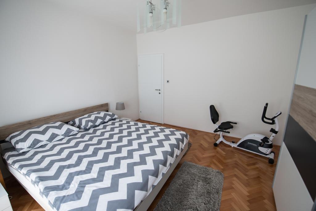 New Apartments ザグレブ エクステリア 写真